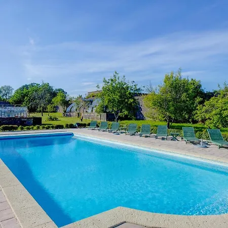 Chateau Sleeps 15 Pool Wifi 別荘